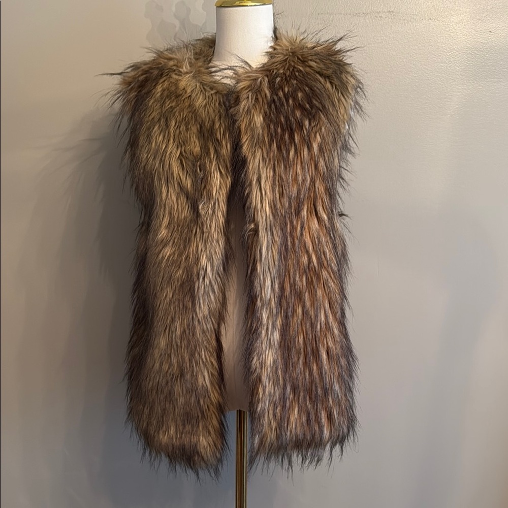 Forever 21 Faux Fur Vest - Brown